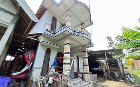 Hotel O Kost Berkah Near Kebun Teh Wonosari